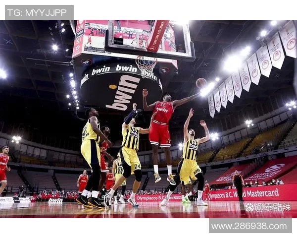 澳门足球场上闪耀的明星球员是谁让球迷热血沸腾